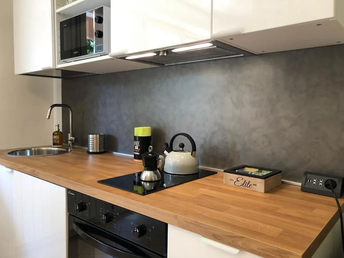 Area33 Guest House Bologna 0*,  Italy