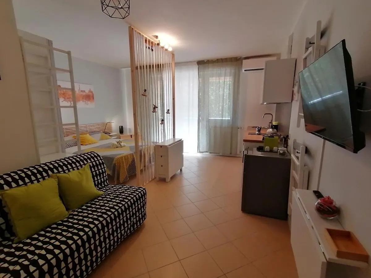 Apartment Area33 Guest House Bologna Italy