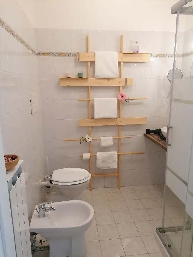 Area33 Guest House Bologna Italia